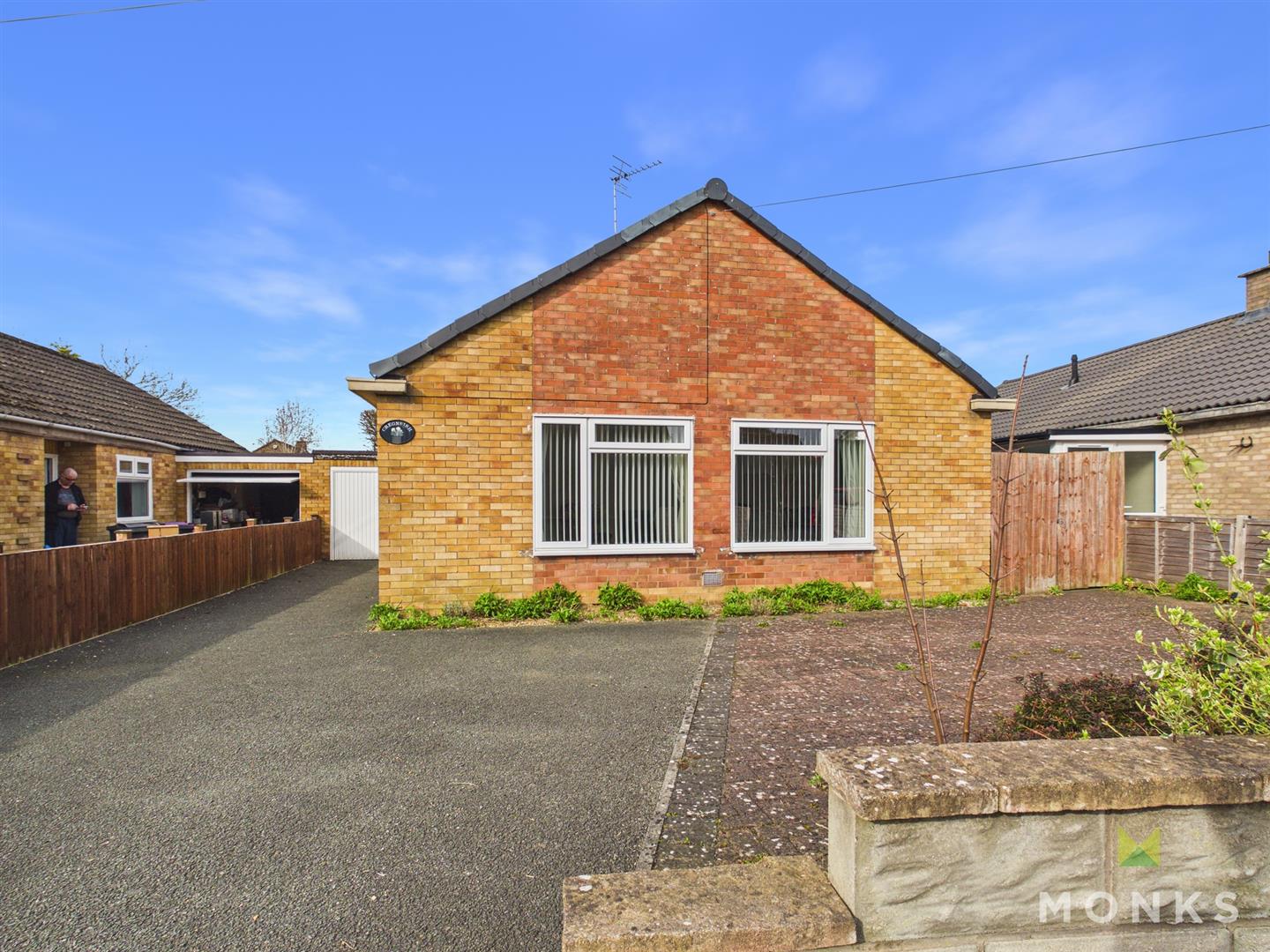 27 Cabin Lane, Oswestry, SY11 2LY For Sale